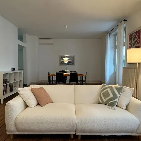 아파트 Lovely 3 Bedrooms 110m2 *