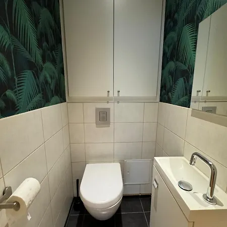 Lovely 3 Bedrooms 110m2 公寓